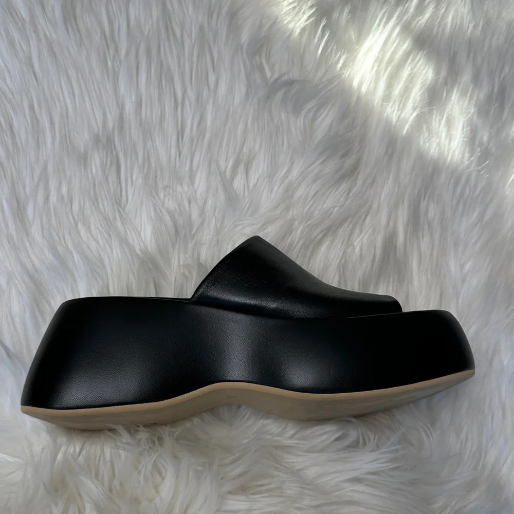Mature Alina Black Sandal size 36/ size 6 US - Picture 10 of 13